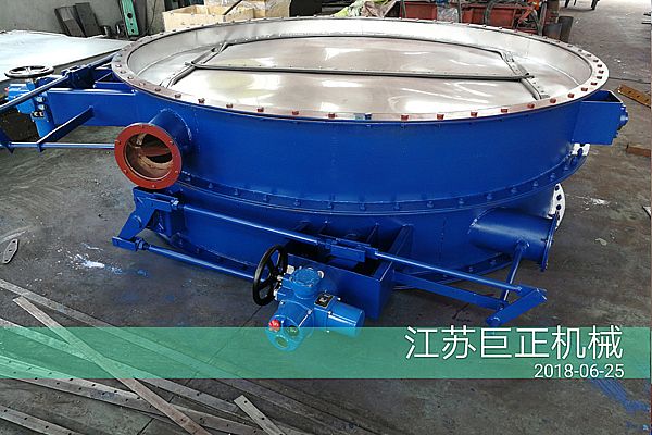 圓形擋板門(直徑280cm)制作完工了,待包裝入庫